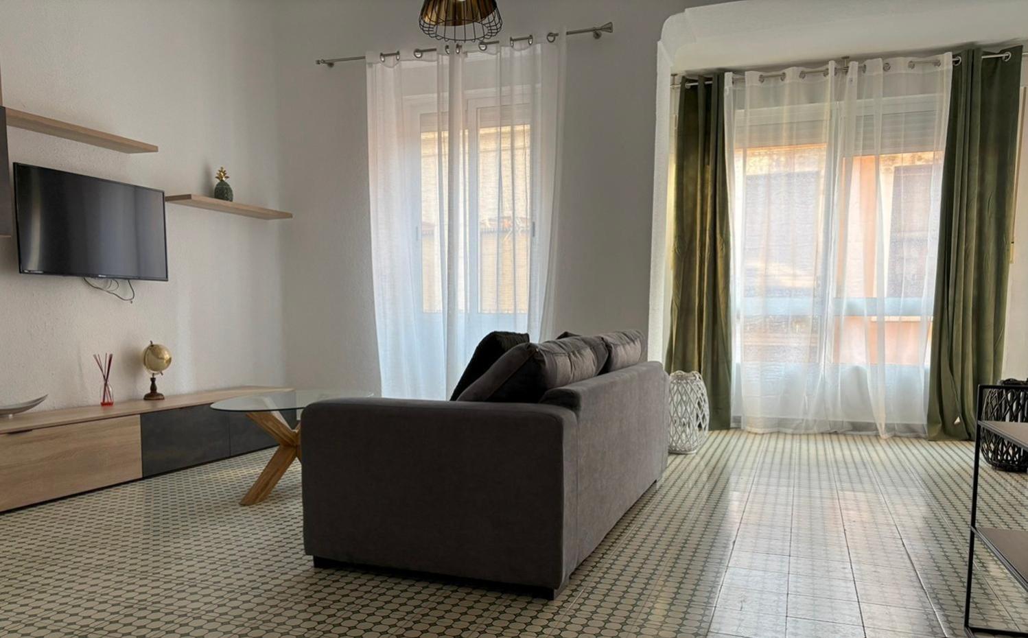 Beautiful Appartment In The Heart Of Alicante Buitenkant foto
