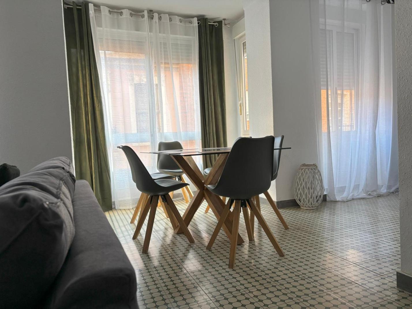 Beautiful Appartment In The Heart Of Alicante Buitenkant foto